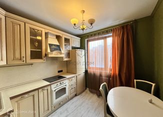 Продам 2-комнатную квартиру, 50.2 м2, Москва, улица Красного Маяка, 16Б, метро Пражская