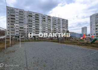 Продается трехкомнатная квартира, 68 м2, Новосибирская область, Беловежская улица, 10