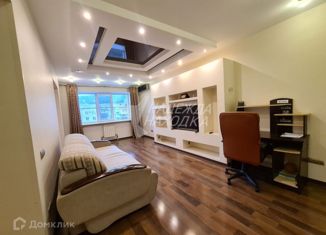 Сдается в аренду 2-ком. квартира, 70 м2, Находка, Советская улица, 5А