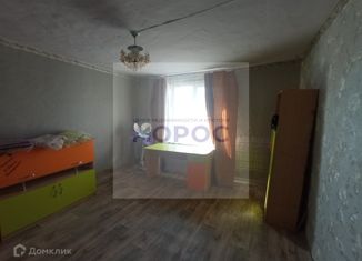 Продается 3-комнатная квартира, 55.6 м2, село Новотроицкое, Степная улица, 8