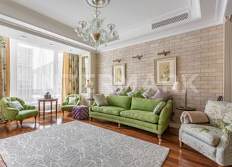 Продается четырехкомнатная квартира, 200 м2, Москва, Усачёва улица, 2с3, Усачёва улица