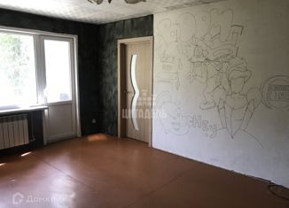 Продается трехкомнатная квартира, 56 м2, Воронеж, улица Остужева, 18