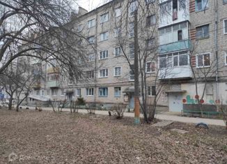 Продам 2-ком. квартиру, 44 м2, Арзамас, проспект Ленина, 129