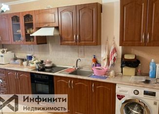 Продаю 3-комнатную квартиру, 76 м2, Ставрополь, улица Доваторцев, 73/1, микрорайон №30