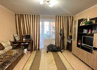 Продаю однокомнатную квартиру, 40 м2, Челябинская область, улица Калинина, 15