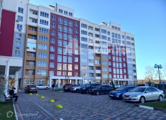 Продажа 3-ком. квартиры, 85 м2, Симферополь, улица Дзюбанова, 11, ЖК Гармония