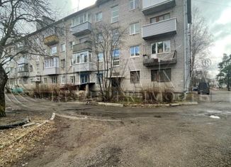 Продажа двухкомнатной квартиры, 43.8 м2, Ленинградская область, Сосновая улица, 13Б