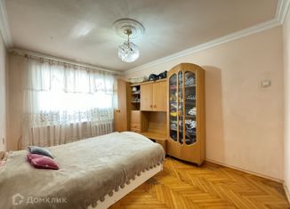 Продам 3-комнатную квартиру, 60 м2, Нальчик, улица А.А. Кадырова, 9, район Молодёжный