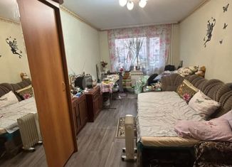 Продается двухкомнатная квартира, 50.1 м2, Тюменская область, улица Губкина, 36