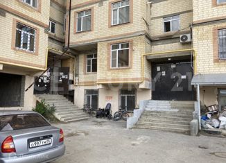 Продаю 2-комнатную квартиру, 77 м2, Дагестан, улица Абдулхамида Юсупова, 59