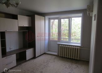 Продажа 2-комнатной квартиры, 42.4 м2, Астрахань, Боевая улица, 58