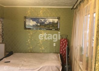 Продается однокомнатная квартира, 37.4 м2, поселок городского типа Ракитное, улица Ватутина, 8