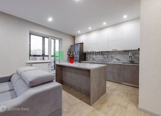 Продаю 3-ком. квартиру, 89 м2, Кудрово, Европейский проспект, 20к3, ЖК Гольфстрим