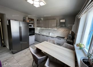 2-комнатная квартира на продажу, 74 м2, село Раздольное, Тепличная улица, 83