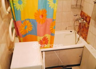 Продам 3-ком. квартиру, 55.2 м2, Уфа, жилой район Черниковка, улица 40 лет Октября, 8