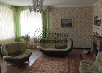Продажа четырехкомнатной квартиры, 132 м2, Арзамас, улица Жуковского, 6