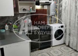 Продаю 3-комнатную квартиру, 57.4 м2, Кизел, улица Борьбы, 77