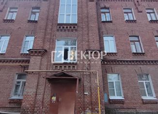 Продаю двухкомнатную квартиру, 54 м2, Шуя, микрорайон Южный городок, 1