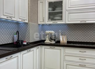 Продаю двухкомнатную квартиру, 77.7 м2, Краснодар, улица Невкипелого, 18к2, ЖК Поющие Фонтаны