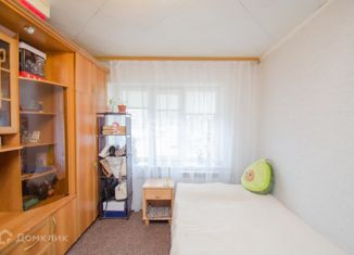 Продаю комнату, 11.3 м2, Нефтеюганск, 10-й микрорайон, 11