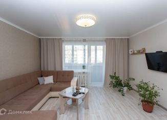 Продажа 4-комнатной квартиры, 78 м2, Тобольск, микрорайон 7А, 32В