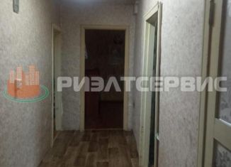 Продаю трехкомнатную квартиру, 60.4 м2, поселок Шишино, улица Максима Горького, 53