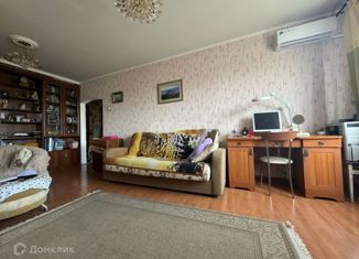 Продам трехкомнатную квартиру, 69.1 м2, Владивосток, улица Сипягина, 26