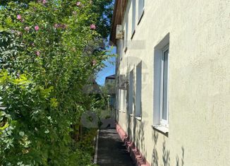 Продам трехкомнатную квартиру, 60.8 м2, поселок городского типа Афипский, улица Пушкина, 19