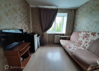 Продам 1-ком. квартиру, 13 м2, Екатеринбург, улица Фурманова, 60, улица Фурманова