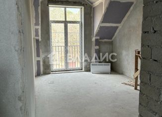 Двухкомнатная квартира на продажу, 67.7 м2, Светлогорск, Солнечная улица, 12