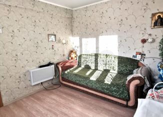 Продам 4-комнатную квартиру, 58 м2, Тула, улица Металлургов, 53