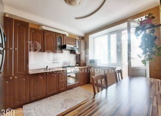 Продается двухкомнатная квартира, 65 м2, Ставрополь, Бакинская улица, 37, микрорайон Чапаевка