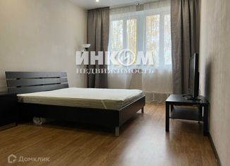 Продаю трехкомнатную квартиру, 78 м2, Москва, улица Хамовнический Вал, 18