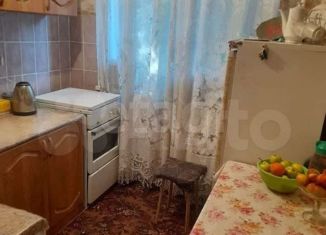 Продается 3-ком. квартира, 62.2 м2, Тюмень, улица Ветеранов Труда, 3, Центральный округ