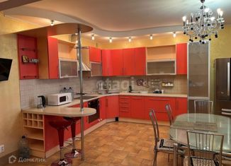 Сдаю четырехкомнатную квартиру, 172.4 м2, Бердск, Изумрудный городок, 4