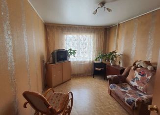Продается трехкомнатная квартира, 64 м2, Барнаул, Индустриальный район, улица Антона Петрова, 229