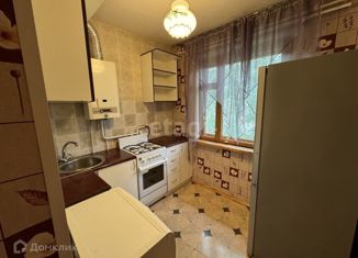 Продается 2-ком. квартира, 46 м2, Нижегородская область, улица Адмирала Васюнина, 3