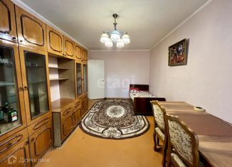 Продам 3-комнатную квартиру, 61 м2, Белгород, Садовая улица, 120