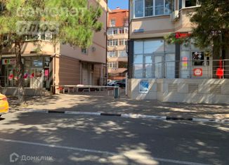 Сдам в аренду 2-ком. квартиру, 58.4 м2, Геленджик, улица Островского, 67Д