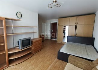 Продаю 1-ком. квартиру, 35 м2, Абакан, улица Некрасова, 12