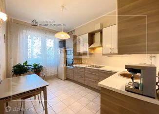 3-комнатная квартира на продажу, 92.1 м2, Санкт-Петербург, метро Комендантский проспект, Богатырский проспект, 32к1