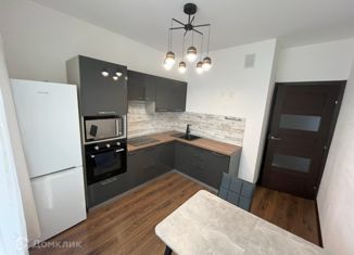 Продается 1-комнатная квартира, 32.6 м2, посёлок Мурино, улица Шувалова, 27/7