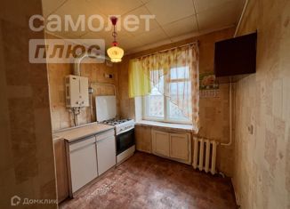 Продается 2-комнатная квартира, 49.9 м2, поселок Тюльган, улица Кирова, 1