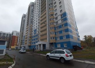 Продается двухкомнатная квартира, 64 м2, Татарстан, улица Андрея Адо, 13Б