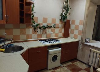 Продам 1-ком. квартиру, 46.3 м2, Калуга, улица Луначарского, 39, Ленинский округ