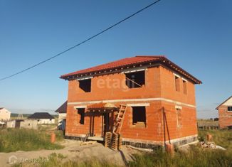 Продаю дом, 214 м2, поселок Яблоневка, улица Ветеранов