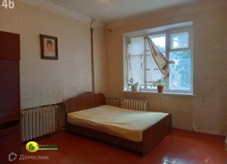 Продам трехкомнатную квартиру, 72 м2, Волгоградская область, улица Дегтярёва, 37