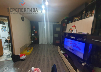 Продается 2-ком. квартира, 43.6 м2, посёлок городского типа Звёздный, Школьная улица, 10