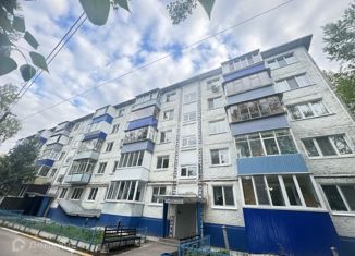 Продается 3-комнатная квартира, 60 м2, Ульяновск, улица Ефремова, 67