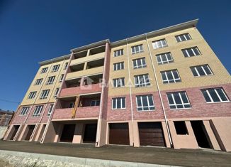 Продажа 2-комнатной квартиры, 62.1 м2, Калмыкия, улица Аккочкарова, 32